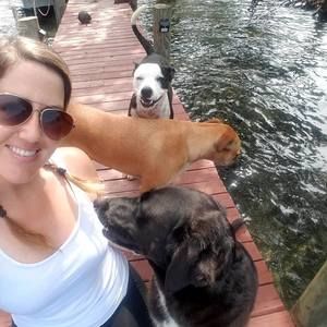 Meet your Posher, April